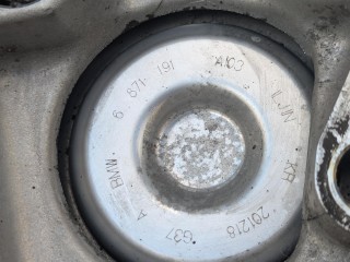 кулак передний правый, ориг. номер 6877144, BMW 3 G20/G21 2018-2022