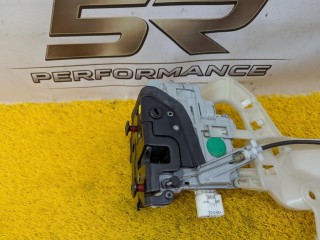 замок двери задней левой, ориг. номер 8K0839015A, Porsche Cayenne GTS 958
