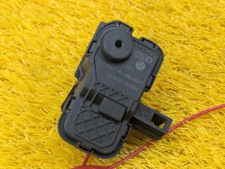 Активатор замка крышки топливного бака, ориг. номер 8K0862153F, Porsche Cayenne GTS 958