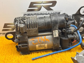 Компрессор пневмоподвески, ориг. номер 7P0616006, 7P0616006F, Porsche Cayenne GTS 958