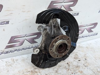 кулак правый BMW M3 E92/E93 2006-2013, задний привод, 2283536
