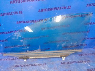 Стекло двери TOYOTA AVENSIS
