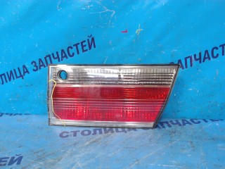 Вставка между стопов, TOYOTA CROWN