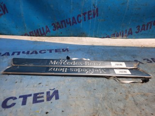 Накладка на порог, ориг. номер A2466805300, A2466805400, MERCEDES-BENZ CLA-Class