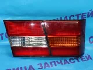 Вставка между стопов, TOYOTA WINDOM