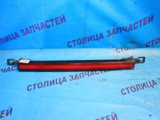 Вставка между стопов, NISSAN SUNNY
