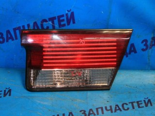 Вставка между стопов, NISSAN SUNNY