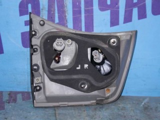 Вставка между стопов, TOYOTA HARRIER