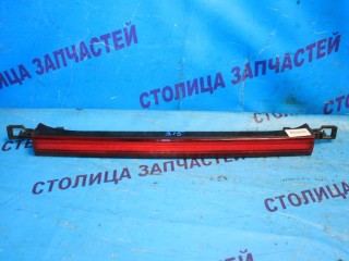 Вставка между стопов, NISSAN SUNNY
