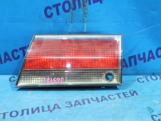 Вставка между стопов, TOYOTA CROWN