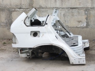 Крыло, BMW X5