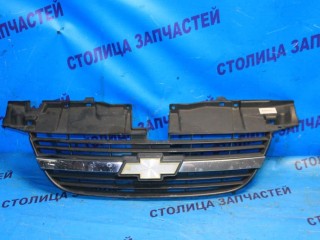 Решетка радиатора SUZUKI CHEVROLET CRUZE