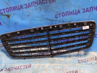 Решетка радиатора MERCEDES-BENZ E-Class