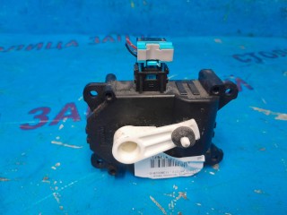 Сервопривод заслонок печки, ориг. номер 1138002810, TOYOTA AVENSIS