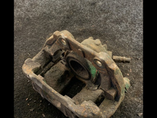 Суппорт передний правый, Citroen Xsara Picasso 1999-2004
