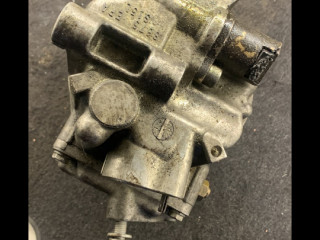 Компрессор кондиционера, ориг. номер 1K0820803, Volkswagen Golf 5 2003-2009