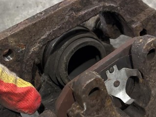 Суппорт передний правый, BMW X5 E70 2006-2010