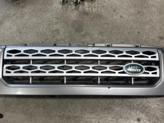 Решетка радиатора, Land Rover Discovery 4 2009-2013