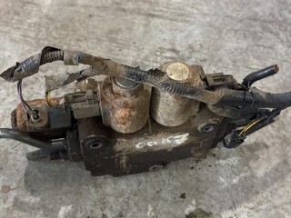 Блок клапанов гидроподвески (Dynamic Drive), Land Rover Range Rover Sport 2009-2013