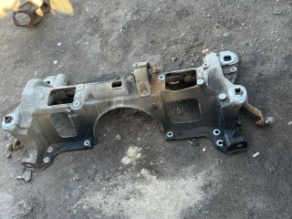 передняя балка (подрамник), Chrysler Voyager 4 2000-2004