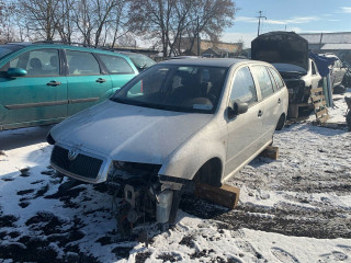 Skoda Fabia 1 поколение 2004г. 1.9 л., дизель, МКПП - фото №5