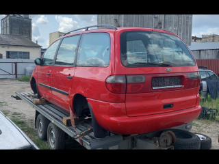 Ford Galaxy 1 поколение 2000г. 1.9 л., дизель, МКПП - фото №1
