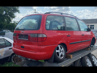 Ford Galaxy 1 поколение 2000г. 1.9 л., дизель, МКПП - фото №2