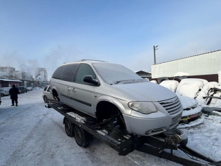 Chrysler Grand Voyager 4 поколение 2004г. 2.8 л., дизель, АКПП - фото №1