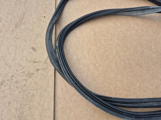 уплотнитель багажника, ориг. номер 42708695, Buick Encore GX 2019-2023