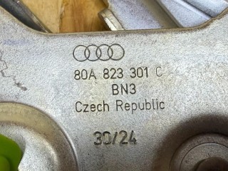 Петля капота левая, ориг. номер 80A823301C, Audi Q5 FY 2020-2025