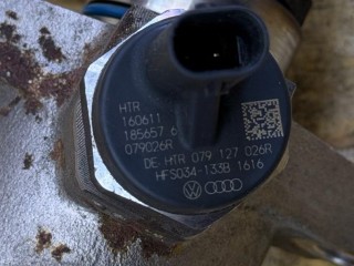 насос ТНВД, ориг. номер 079127026R, Audi A8 D4 2009-2014