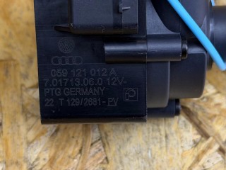 насос антифриза дополнительный, ориг. номер 059121012A, Audi S6 C7 2012-2014