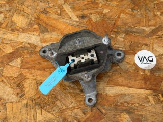 Подушка крепления КПП, 8K0399151, Audi A8 D4