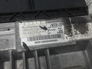 Блок управления двс, ориг. номер 39130-2A302, KIA VENGA 1 1 2009-2014