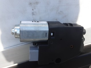 Люк, ориг. номер EFP000050, LR045422, LR018359, LAND ROVER RANGE ROVER 3 3 2009-2012