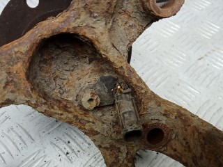 Ступица задняя левая, ориг. номер 1T0598611B, 1T0505223F, 1K0505435AC, VOLKSWAGEN GOLF PLUS 2005-2009