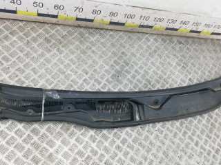 Накладка декоративная (жабо, дождевик), ориг. номер 20757649, CADILLAC STS 2 2 2007-2011