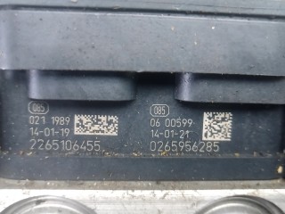 Блок ABS, ориг. номер 476605492R, DACIA SANDERO 2 2 2012-2016