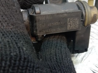 Клапан управления турбиной (Актуатор), ориг. номер 8K0906627, AUDI A5 1 1 2007-2011