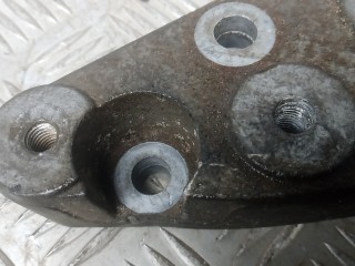 Кронштейн КПП опорный, ориг. номер 24459782, 5684133, OPEL ASTRA H H 2006-2014
