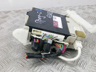 Блок предохранителей, TOYOTA PRIUS XW30 XW30 2009-2012