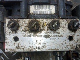 Блок ABS, ориг. номер 589201P2A0, KIA VENGA 1 1 2009-2014
