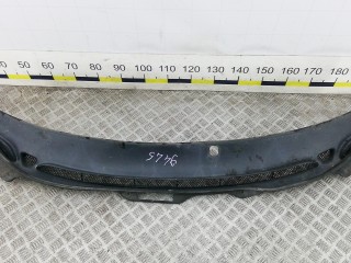 Накладка декоративная (жабо, дождевик) VOLVO V70 2 2 2004-2007