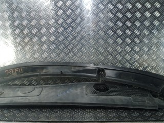 Накладка декоративная (жабо, дождевик), AUDI A6 C6 C6 2004-2008