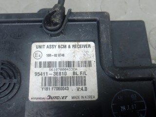Блок бортовой сети (блок управления BCM), ориг. номер 954113E810, KIA SORENTO 1 1 2006-2011