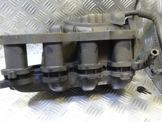 Впускной коллектор бензиновый, ориг. номер 283112B000, HYUNDAI I30 FD FD 2007-2010