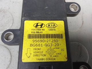 Датчик угла поворота руля, ориг. номер 956902T250, HYUNDAI I40 2011-2015
