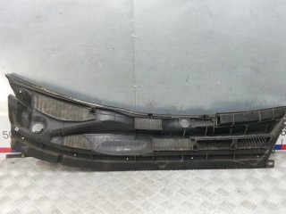 Накладка декоративная (жабо, дождевик), TOYOTA RAV 4 XA20 XA20 2000-2003