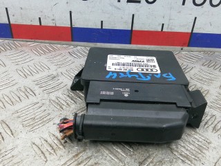 Блок управления ручника (стояночного тормоза), ориг. номер 8K0907801G, AUDI A5 1 1 2007-2011