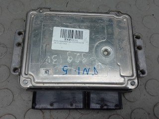 Блок управления двс, ориг. номер 0281030864, HYUNDAI I30 GD GD 2011-2015